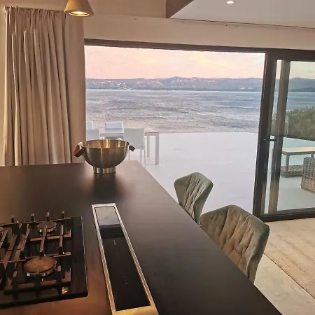 Luxury House 'muse' Near The Sea On The Island Of Brac